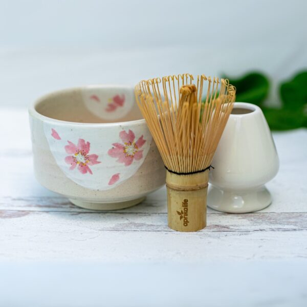 Beige Flowers Matcha Set