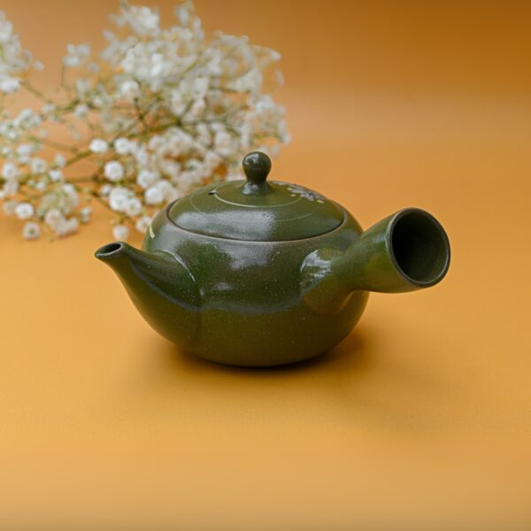 Green Kuysu with Flowers - Japanese Handmade Teapot with Premium Tea Strainer - 12 fl oz/360ml