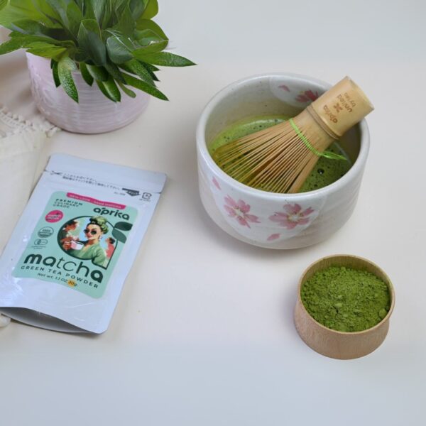 Beige Flowers Matcha Set