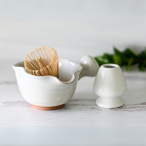 White Wavy Matcha Bowl with Spout Set